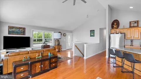 Entry Way - 9120 Hinton Ave, Sparrows Point, MD 21219 photo 4 of 4