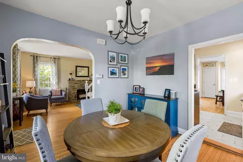 Dining - 700 Regester Ave, Baltimore, MD 21212 photo 3 of 3