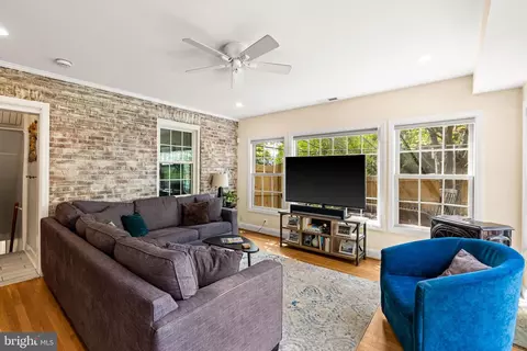 Living - 700 Regester Ave, Baltimore, MD 21212 photo 1 of 4