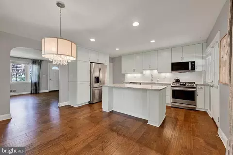 Kitchen - 7220 Lanark Rd, Baltimore, MD 21212 photo 1 of 6