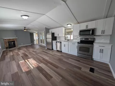 713 Gregwood Ct, Dundalk, MD 21222