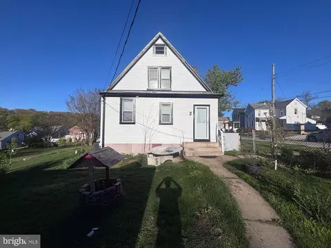 Exterior - 151 Howard Ave, Halethorpe, MD 21227 photo 4 of 4