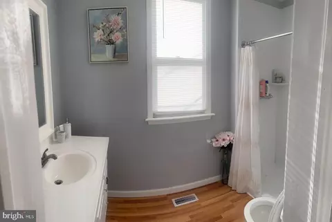Entry Way - 151 Howard Ave, Halethorpe, MD 21227 photo 3 of 4