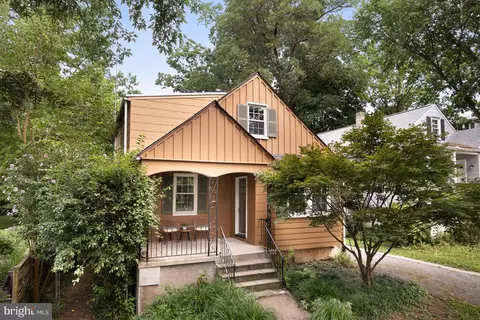 571 Woodbine Ave, Towson, MD 21204