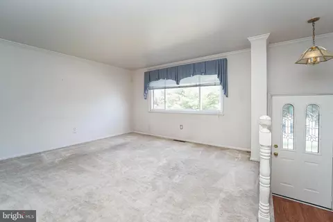 Living - 1107 Regina Dr, Halethorpe, MD 21227 photo 1 of 6
