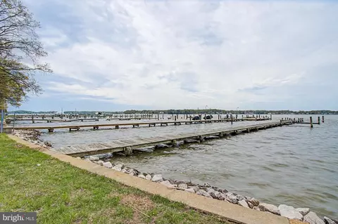 View/Area - 826 Cold Spring Rd, Middle River, MD 21220 photo 3 of 4