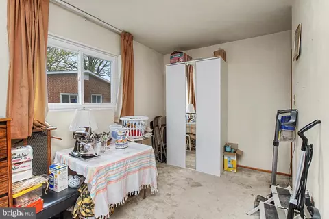 Bedroom - 826 Cold Spring Rd, Middle River, MD 21220 photo 1 of 5