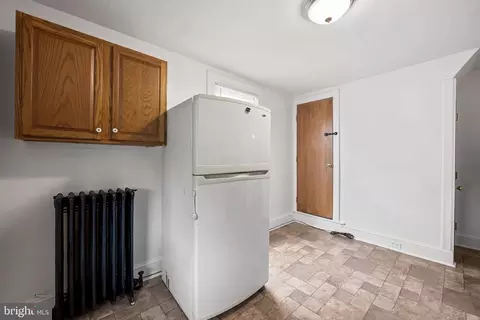 Entry Way - 5234 Benson Ave, Halethorpe, MD 21227 photo 2 of 4