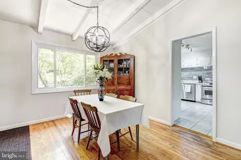 Dining - 3915 Longmoor Cir, Phoenix, MD 21131 photo 3 of 3