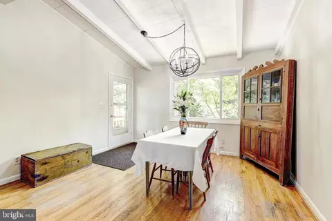 Dining - 3915 Longmoor Cir, Phoenix, MD 21131 photo 2 of 3