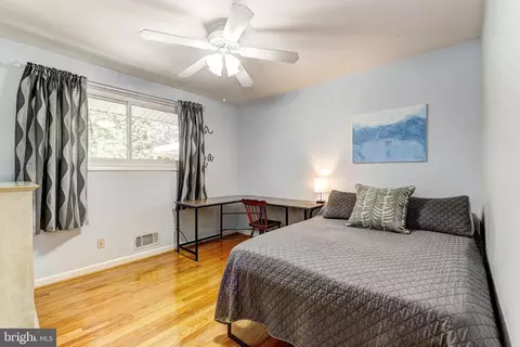 Bedroom - 3915 Longmoor Cir, Phoenix, MD 21131 photo 6 of 10