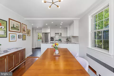 Dining - 660 Regester Ave, Baltimore, MD 21212 photo 2 of 3