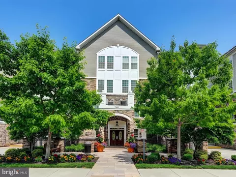 7300 Travertine Dr #303, Baltimore, MD 21209