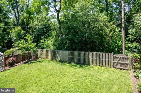 Exterior - 128 Stanmore Rd, Baltimore, MD 21212 photo 10 of 19
