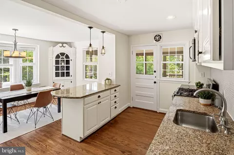 Kitchen - 128 Stanmore Rd, Baltimore, MD 21212 photo 2 of 4