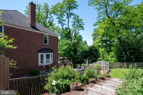 Exterior - 128 Stanmore Rd, Baltimore, MD 21212 photo 14 of 19
