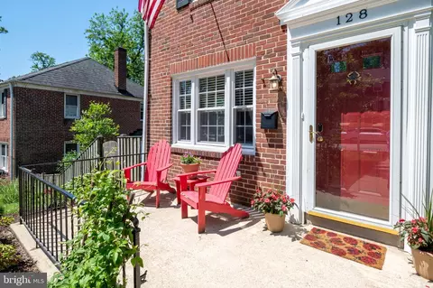Exterior - 128 Stanmore Rd, Baltimore, MD 21212 photo 5 of 19