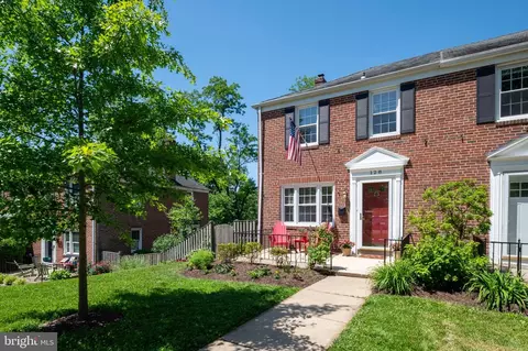 Exterior - 128 Stanmore Rd, Baltimore, MD 21212 photo 3 of 19