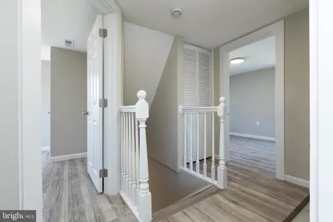 Entry Way - 2407 Hammonds Ferry Rd, Halethorpe, MD 21227 photo 11 of 11