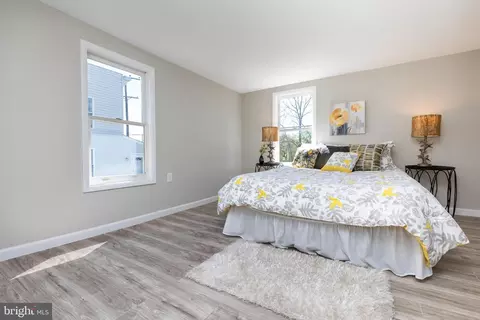 Bedroom - 2407 Hammonds Ferry Rd, Halethorpe, MD 21227 photo 2 of 10
