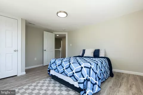Bedroom - 2407 Hammonds Ferry Rd, Halethorpe, MD 21227 photo 7 of 10