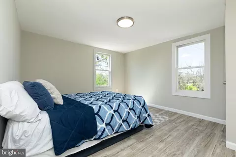Bedroom - 2407 Hammonds Ferry Rd, Halethorpe, MD 21227 photo 5 of 10