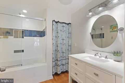 Bath - 7613 S Bend Rd, Dundalk, MD 21222 photo 1 of 3