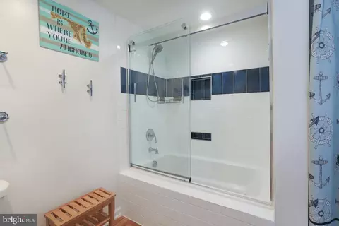 Bath - 7613 S Bend Rd, Dundalk, MD 21222 photo 2 of 3