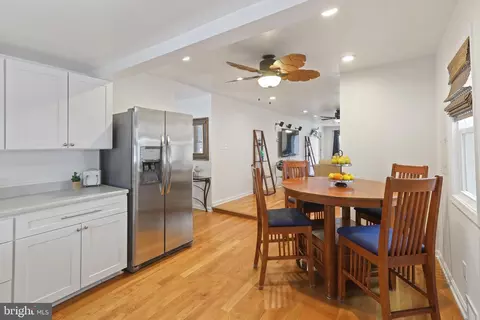 Dining - 7613 S Bend Rd, Dundalk, MD 21222 photo 3 of 4