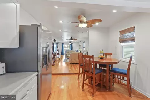Dining - 7613 S Bend Rd, Dundalk, MD 21222 photo 4 of 4