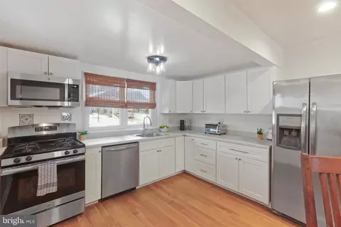 Kitchen - 7613 S Bend Rd, Dundalk, MD 21222 photo 1 of 1