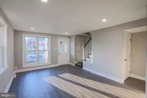 Living - 7853 Saint Gregory Dr, Dundalk, MD 21222 photo 4 of 5