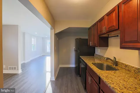 Entry Way - 7853 Saint Gregory Dr, Dundalk, MD 21222 photo 5 of 9