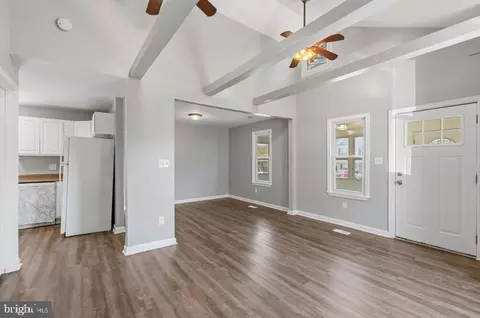 Entry Way - 5907 Queen Anne St, Baltimore, MD 21207 photo 2 of 11