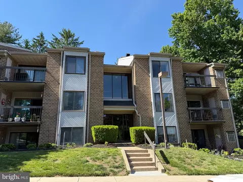 2 Glenamoy Rd #101, Lutherville Timonium, MD 21093