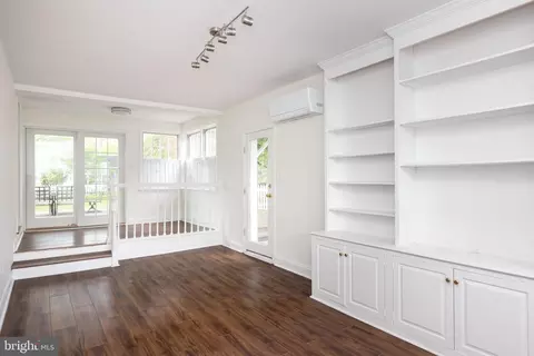 Living - 710 Regester Ave, Baltimore, MD 21212 photo 5 of 5