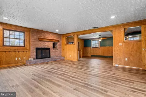 Living - 5030 Silver Spring Rd, Perry Hall, MD 21128 photo 6 of 15