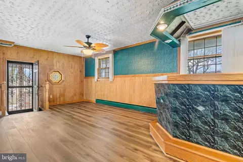Living - 5030 Silver Spring Rd, Perry Hall, MD 21128 photo 11 of 15
