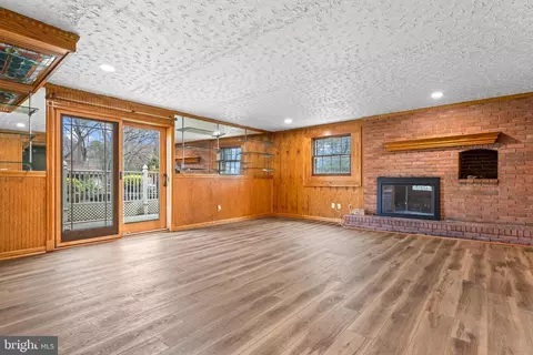 Living - 5030 Silver Spring Rd, Perry Hall, MD 21128 photo 5 of 15