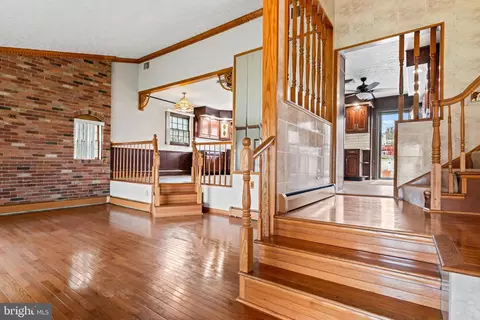 Entry Way - 5030 Silver Spring Rd, Perry Hall, MD 21128 photo 1 of 8