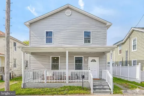 2524 Sycamore Ave, Sparrows Point, MD 21219 photo 4