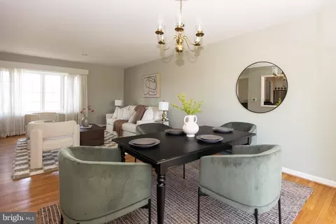 Dining - 17605 Grace Rd, Hampstead, MD 21074 photo 2 of 4