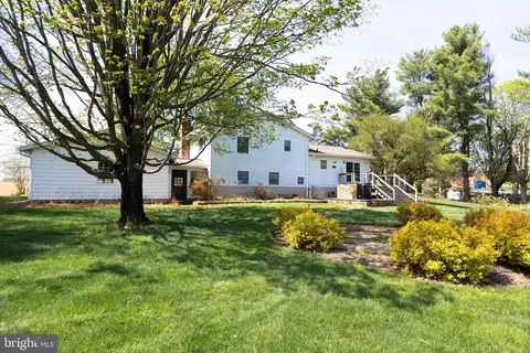 Exterior - 17605 Grace Rd, Hampstead, MD 21074 photo 6 of 8