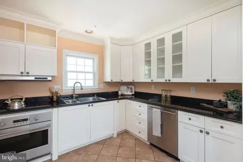 Kitchen - 17605 Grace Rd, Hampstead, MD 21074 photo 5 of 5