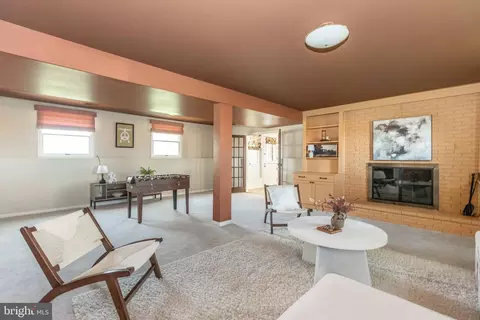 Living - 17605 Grace Rd, Hampstead, MD 21074 photo 6 of 6