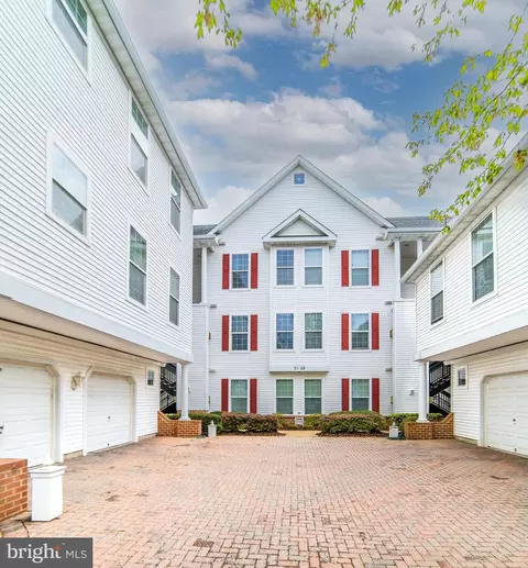 55 Hawk Rise Ln #303, Owings Mills, MD 21117
