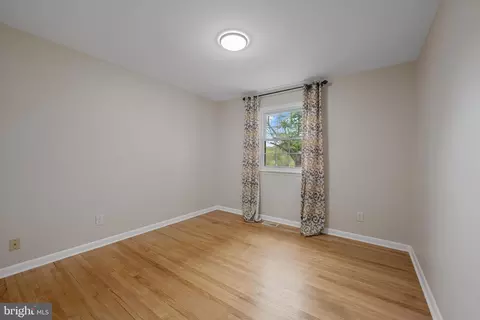 Bedroom - 14009 Blenheim Rd N, Phoenix, MD 21131 photo 5 of 9