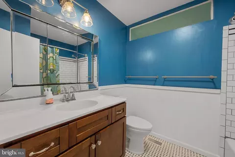 Bath - 14009 Blenheim Rd N, Phoenix, MD 21131 photo 2 of 3