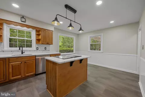 Kitchen - 14009 Blenheim Rd N, Phoenix, MD 21131 photo 3 of 6