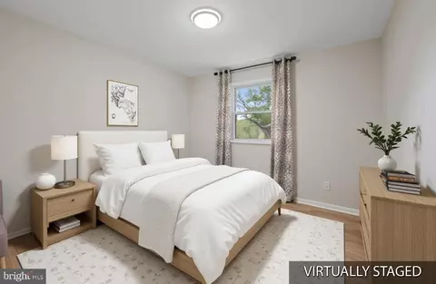 Bedroom - 14009 Blenheim Rd N, Phoenix, MD 21131 photo 6 of 9